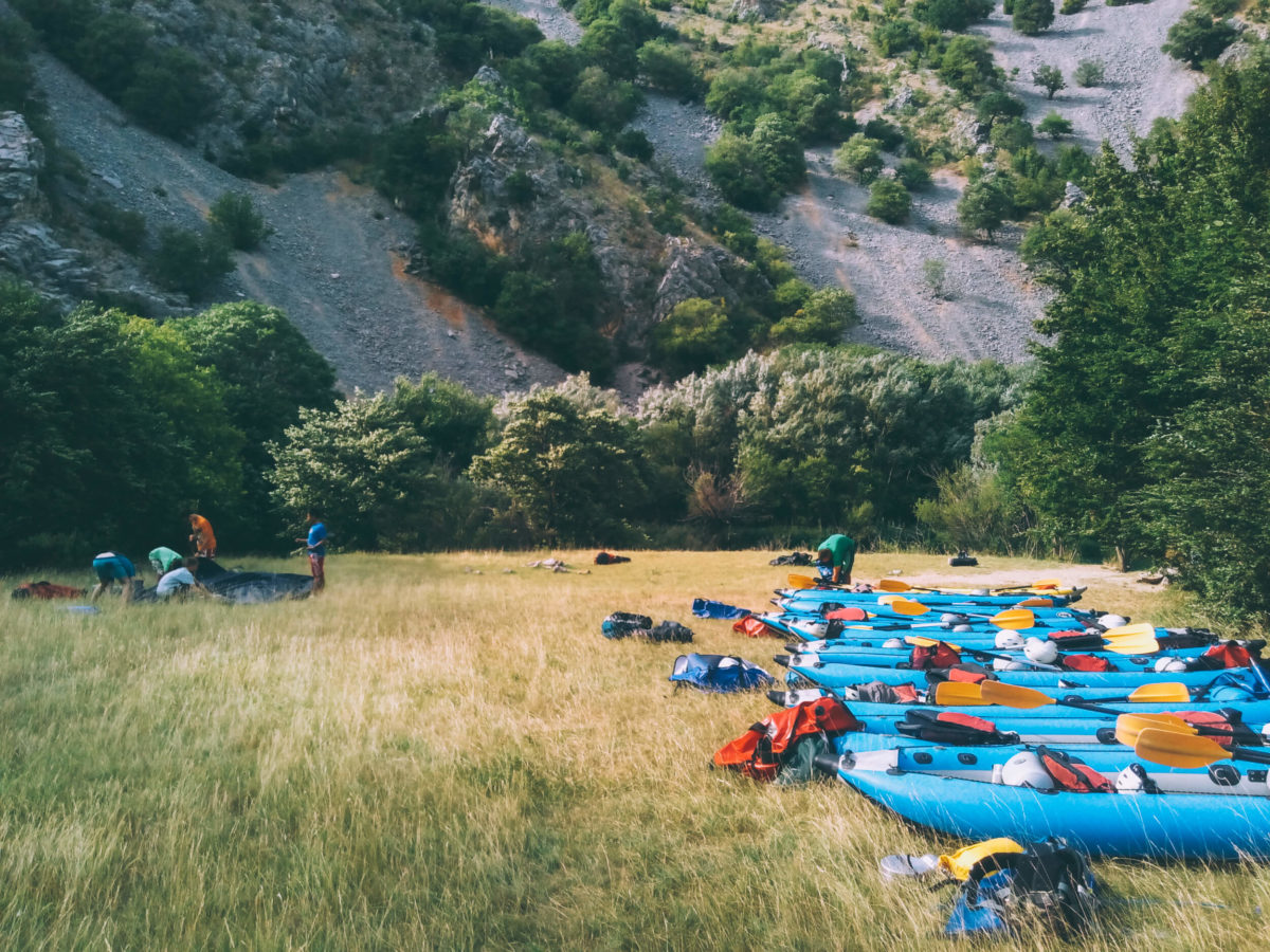 kayaks-on-zrmanja-river