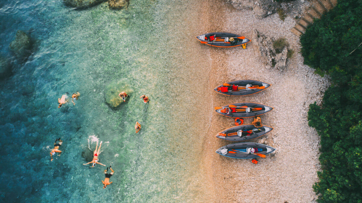 kayak in croatia